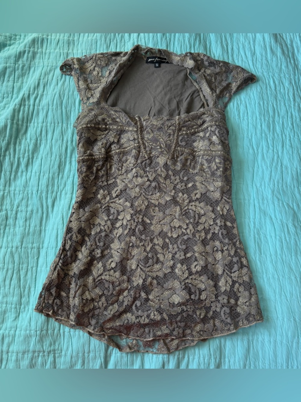 Beautiful Lace Ann Ferriday Top Brown Small